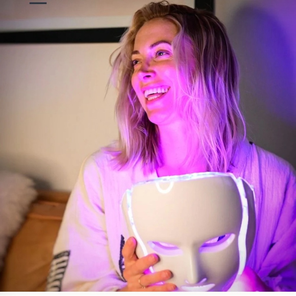 Mask & Glo 7.0 NEW never used